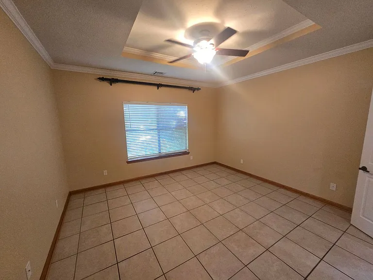 333B Edgewood Dr — Photo 17
