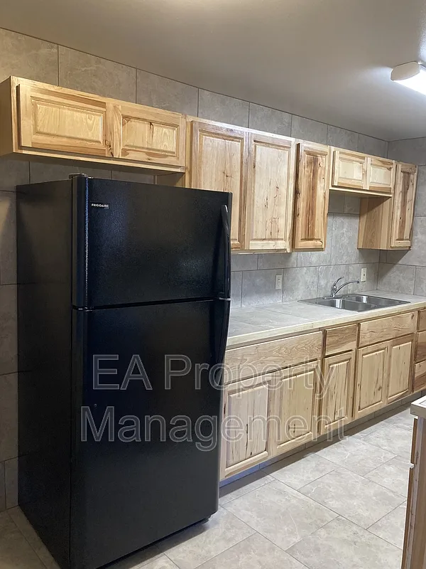 1 bed, 1.0 bath, 600 sqft, $1,095 — Photo 2