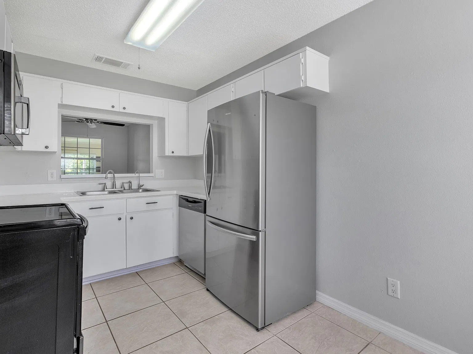 2 bed, 1286 sqft, $2,100 — Photo 3