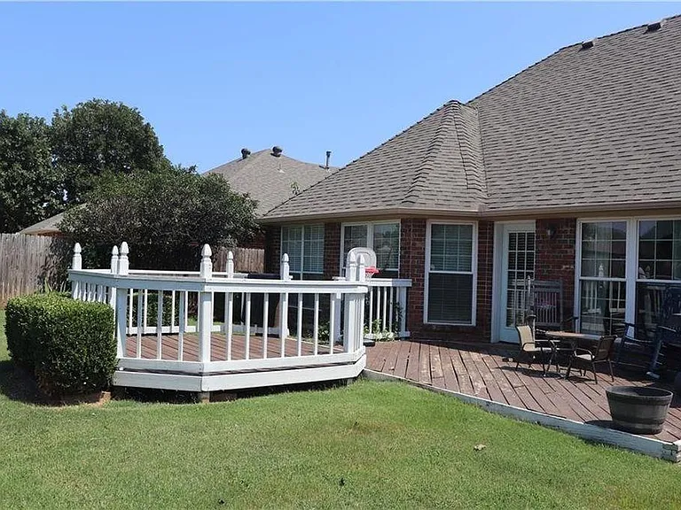 3705 Crail Dr — Photo 15