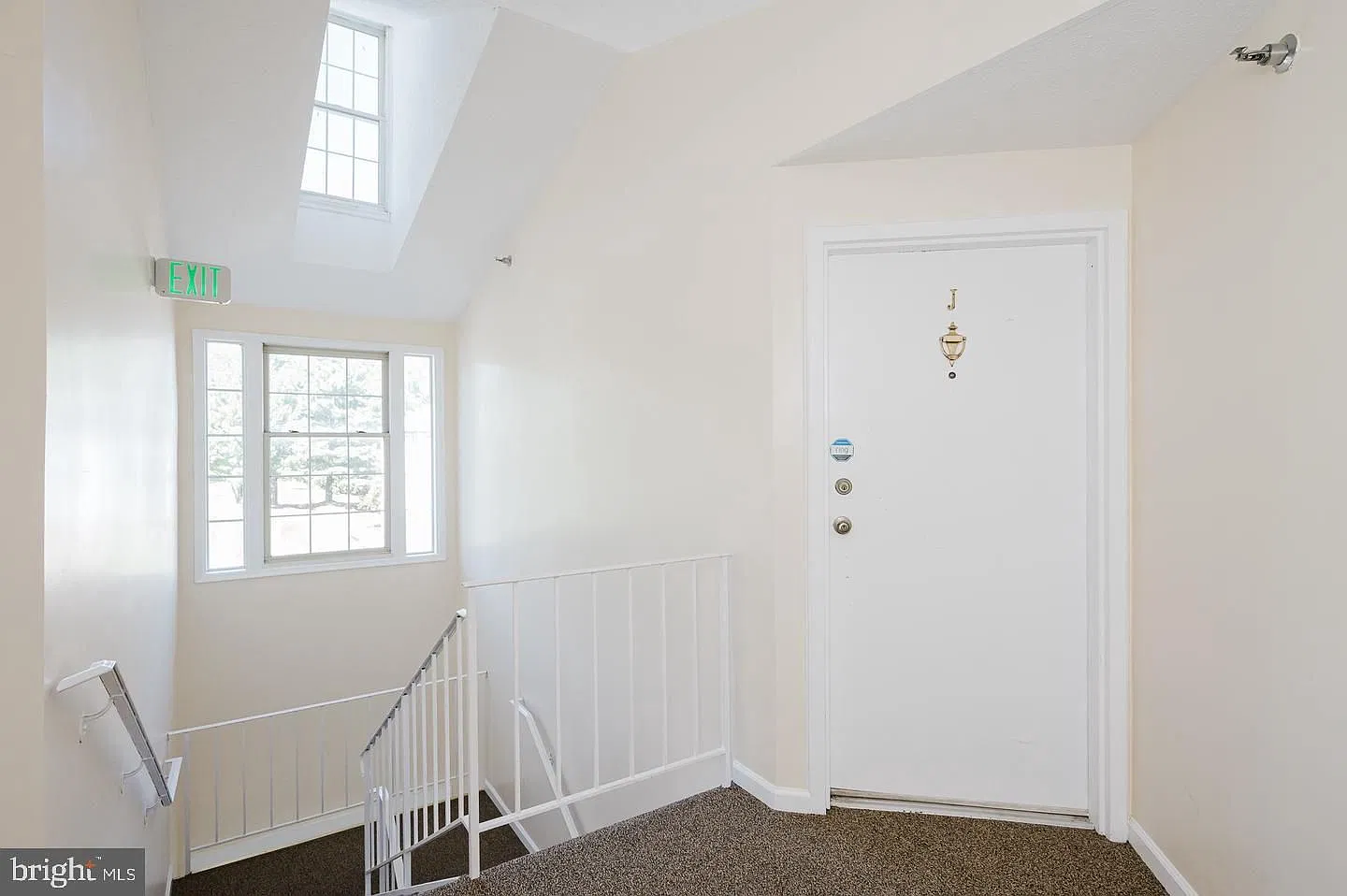2 bed, 1.0 bath, 1000 sqft, $1,800 — Photo 4