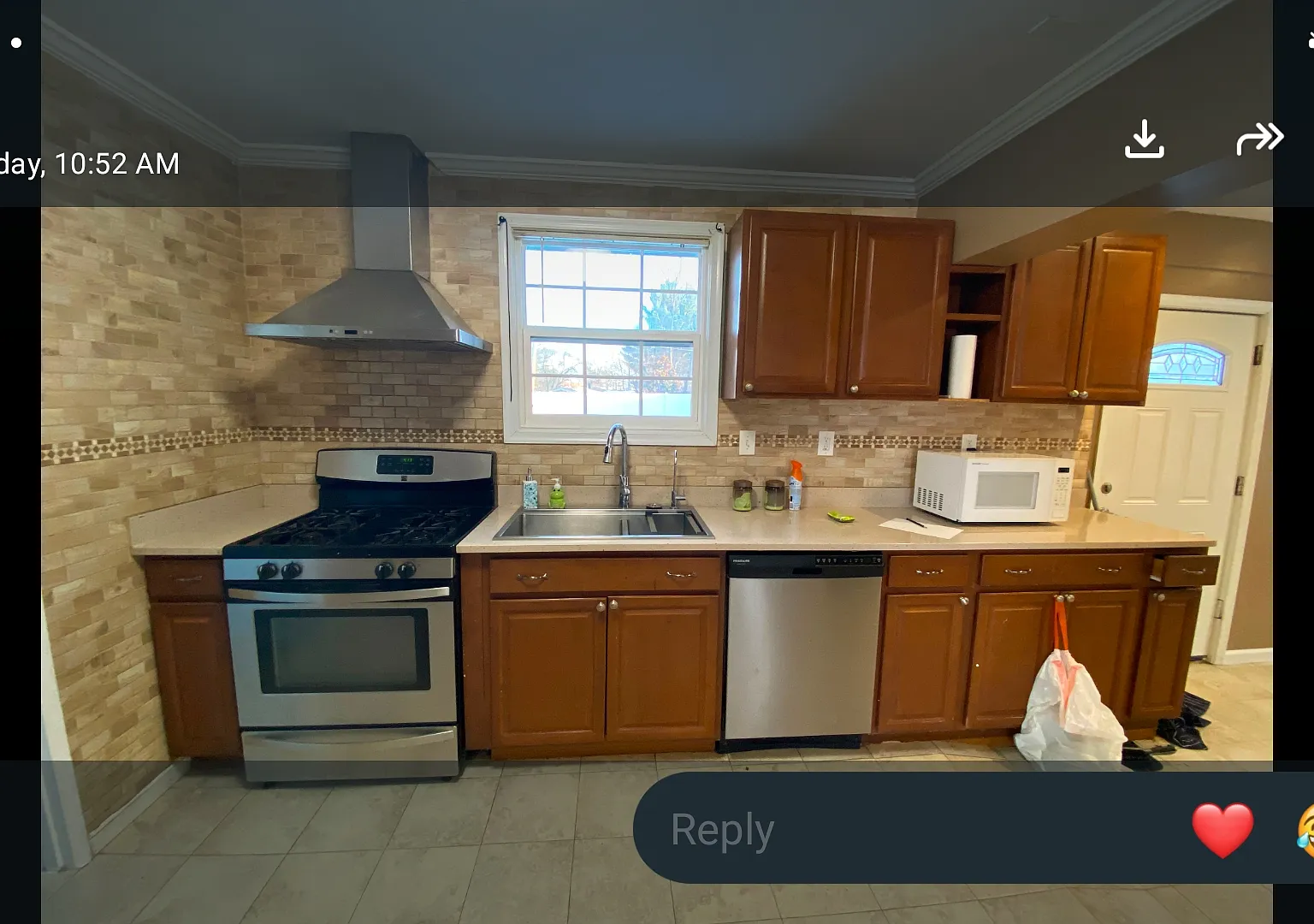 3 bed, 1418 sqft, $2,900 — Photo 2