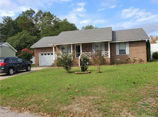 1614 Flintshire Rd, Fayetteville, NC 28304