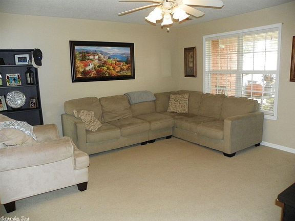 3rd image of 3206 Newcastle Dr