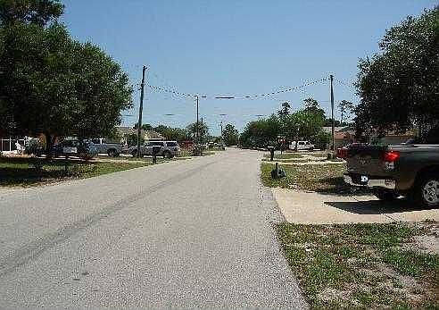 5th image of 521 Blackstone Ave