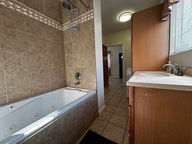 2860 Ames St #3 — Photo 17