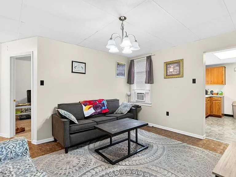 223 Natchez St #2 — Photo 2