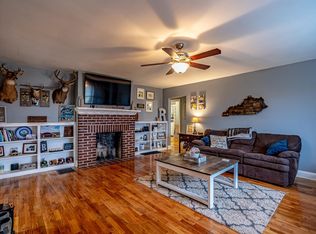 3695 Lawrenceburg Rd, Frankfort, KY 40601