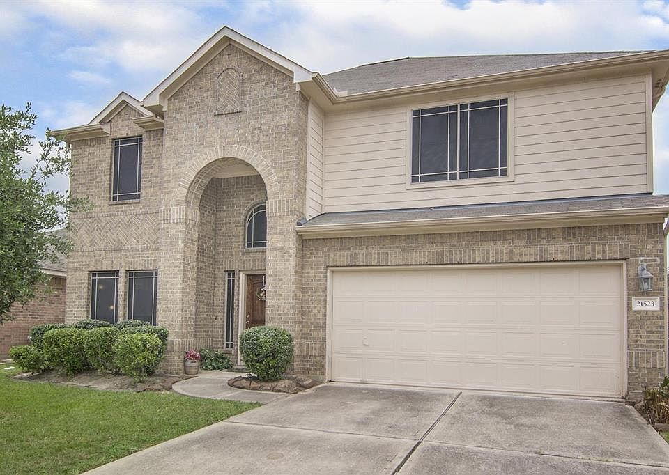 1st image of 21523 Colton Cove Dr