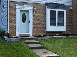 5827 Burke Manor Ct, Burke, VA 22015