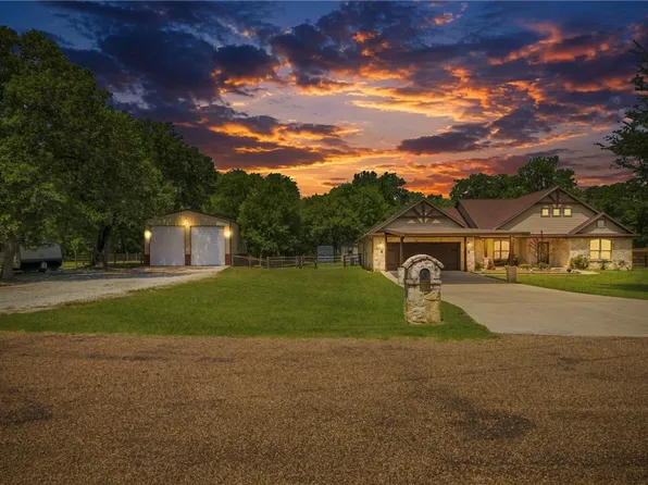 4364 Green Pastures, North Zulch, TX 77872