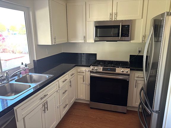 3rd image of 11700 Sierra Morena Ct