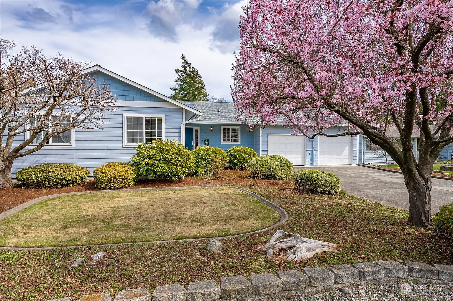 8102 Skeena Way photo 1