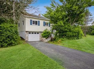 53 Holt Rd, Hyde Park, NY 12538