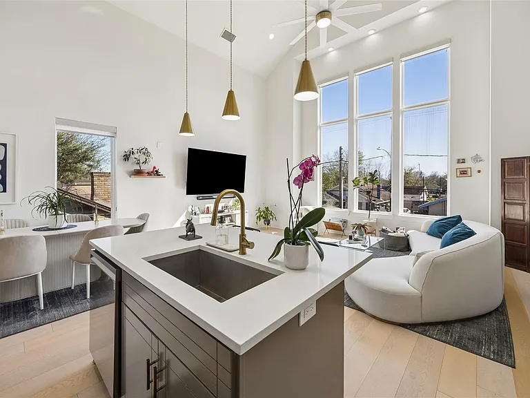 3107 Webster St #B — Photo 10