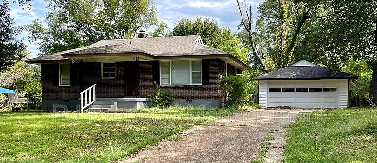 3284 Parham St — Photo 2