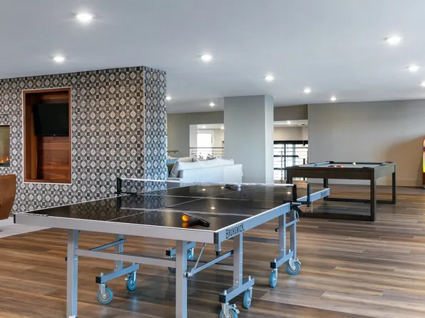 400 Claremont Avenue image 16 of 39