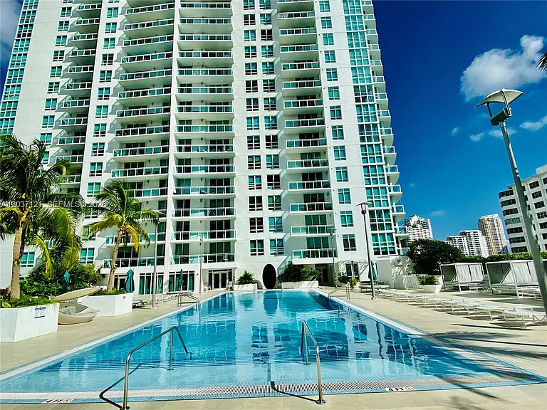 950 Brickell Bay Dr #2601 — Photo 63