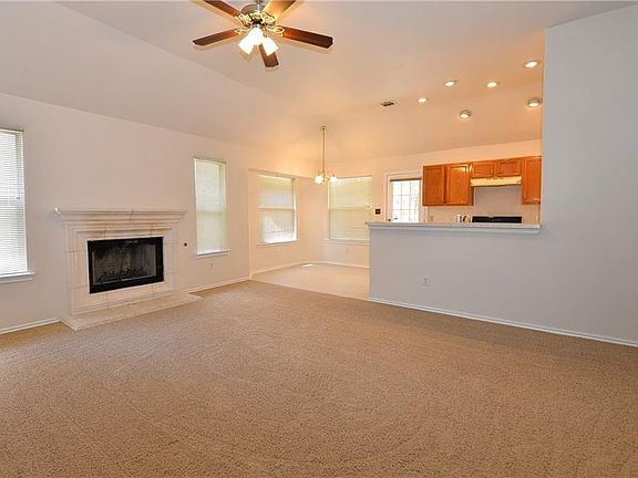 2nd image of 1708 Windy Park Cir