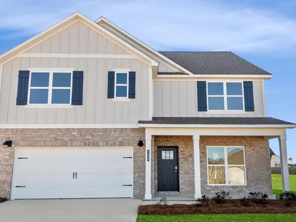 109 Creekridge St, Headland, AL 36345