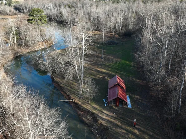 624 Goodfield Creek Rd, Decatur, TN 37322