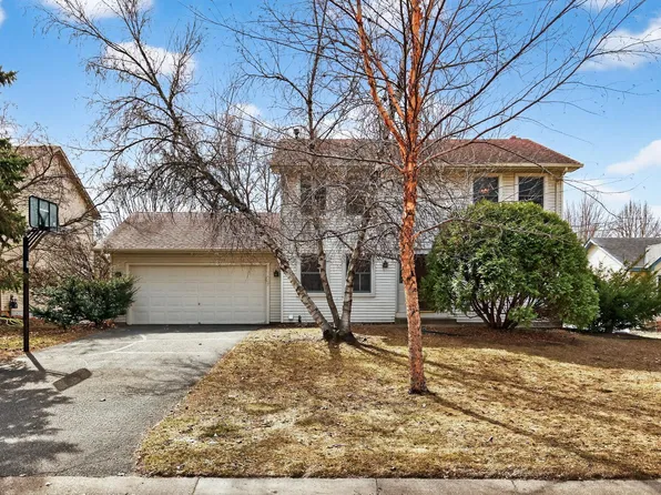 9585 72nd St S, Cottage Grove, MN 55016