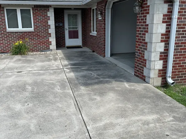 512 N 5th St, Middletown, IN 47356