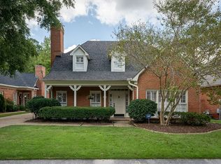 1512 Ashley Wood Cir, Vestavia Hills, AL 35216