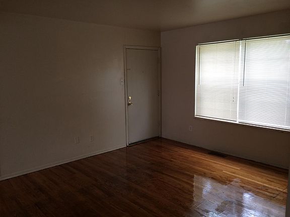 3rd image of 10943 Margatehall Dr