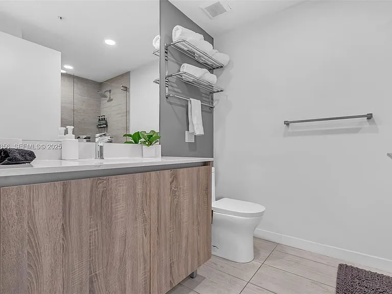 3900 Biscayne Blvd #S-312 — Photo 9