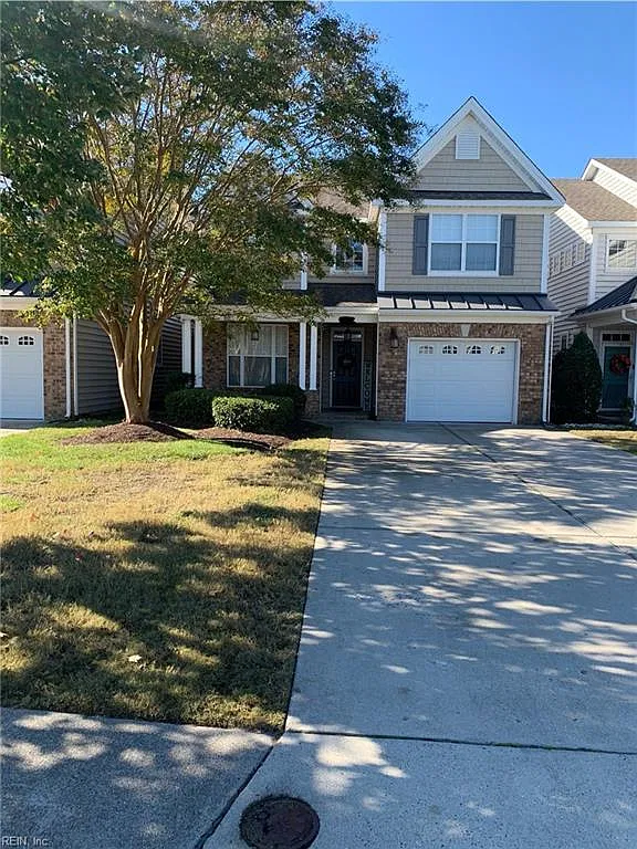 3 bed, 2.5 bath, 2303 sqft, $2,899 — Photo 2