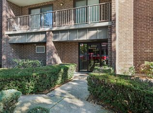 8350 W Addison St APT 101, Chicago, IL 60634