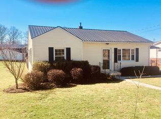 914 Old Oakvale Rd, Princeton, WV 24740