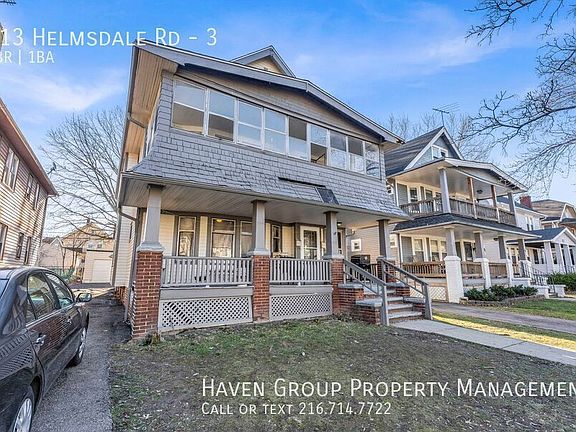 2nd image of 913 Helmsdale Rd #3