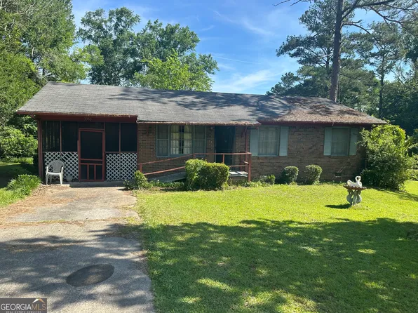 3353 W Victory Ct, Macon, GA 31211
