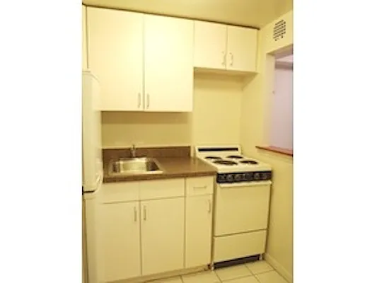 Rented by Mirador Real Estate | media 8