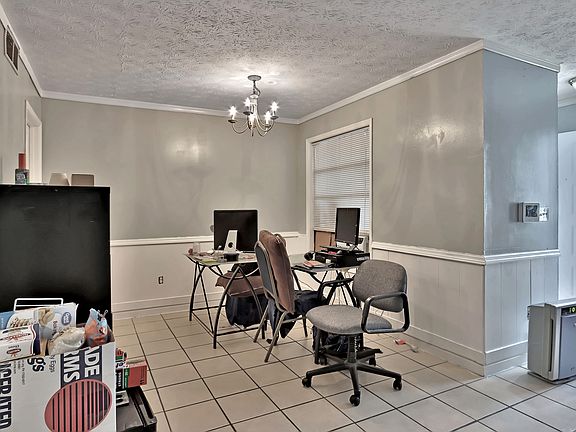 5th image of 1447 Branch Dr