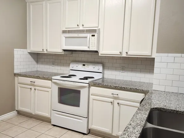 3501 Paint Dr, Denton, TX 76210