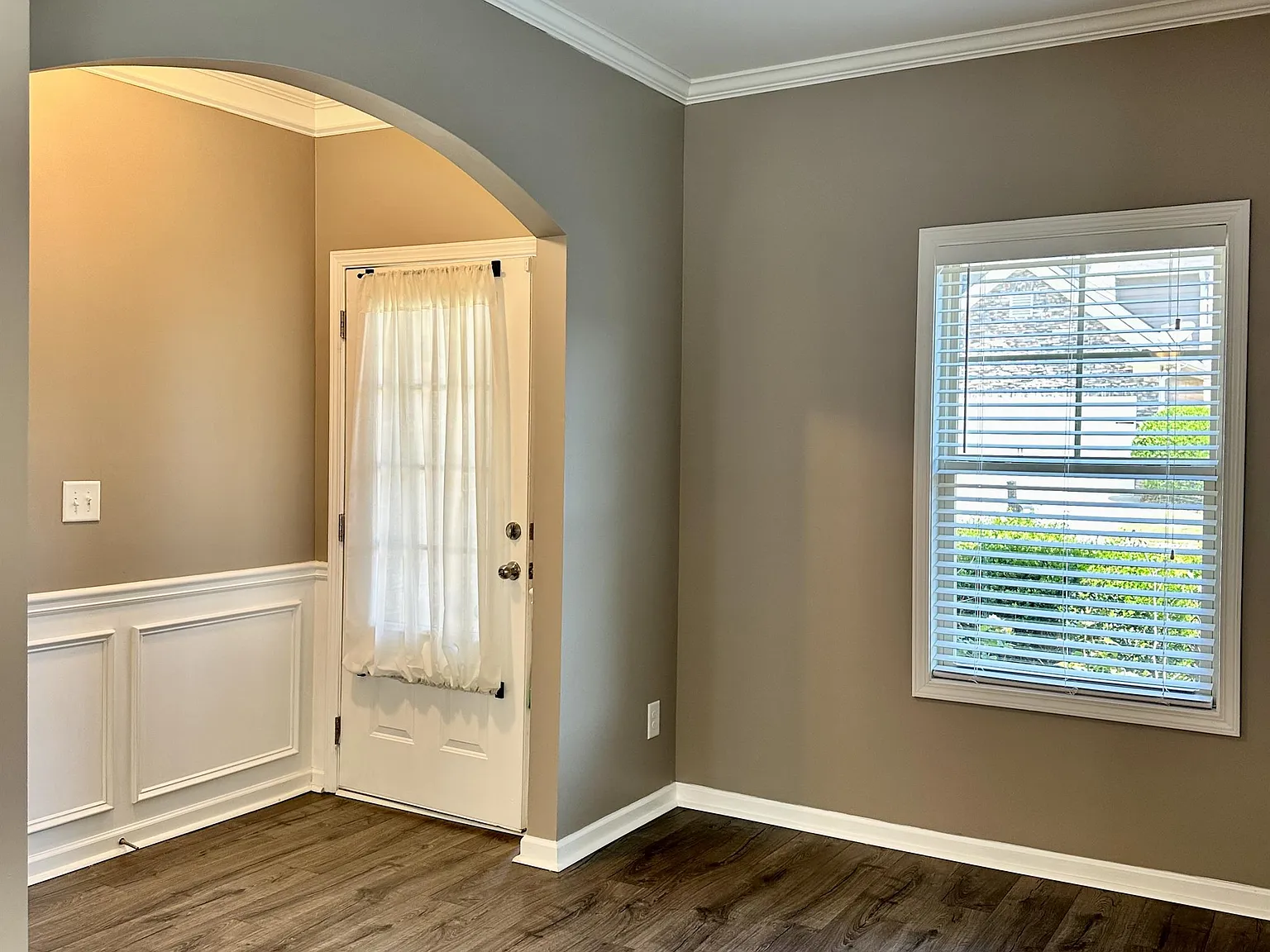 9622 Rushmore Circle - 1 — Photo 3