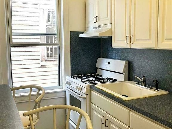 5th image of 223 Foster Ave APT 1F