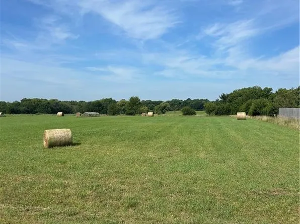 121-4 Prince St, Princeton, KS 66078