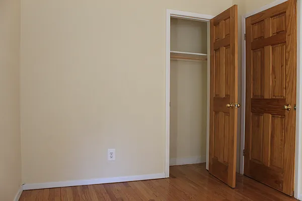 Rented by Rapid Realty Williamsburg | media 6