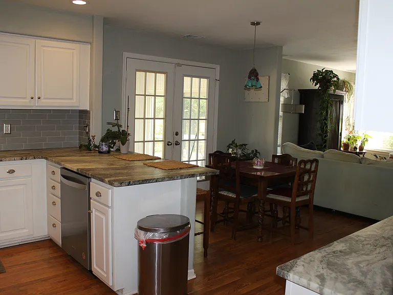 1740 Bernstein Dr — Photo 42