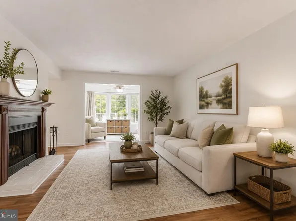 12146 Cardamom Dr #12146, Woodbridge, VA 22192