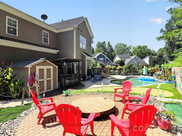 7336 Cascading Pines Dr, Tega Cay, SC 29708