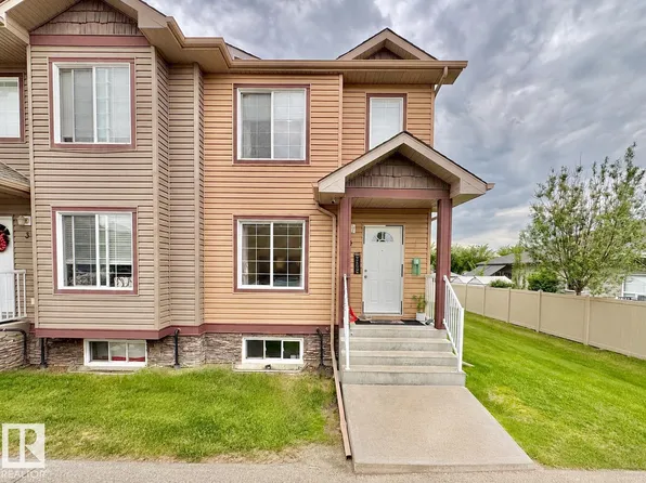 320 Spruce Ridge Rd #4, Spruce Grove, AB T7X 0H5