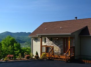 74 Reece Ct, Banner Elk, NC 28604