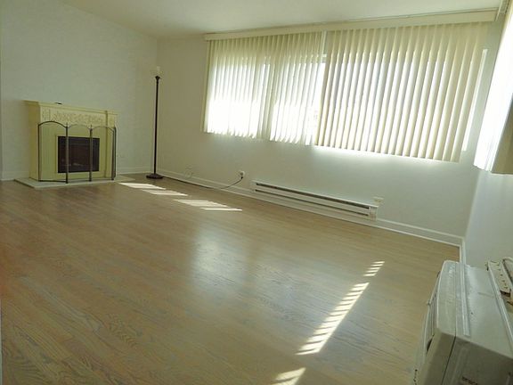 5th image of 7206 W Wellington Ave APT 3H