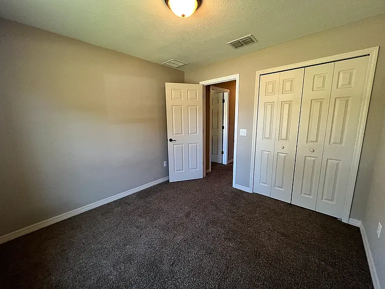 17184 SW 44th Cir — Photo 14