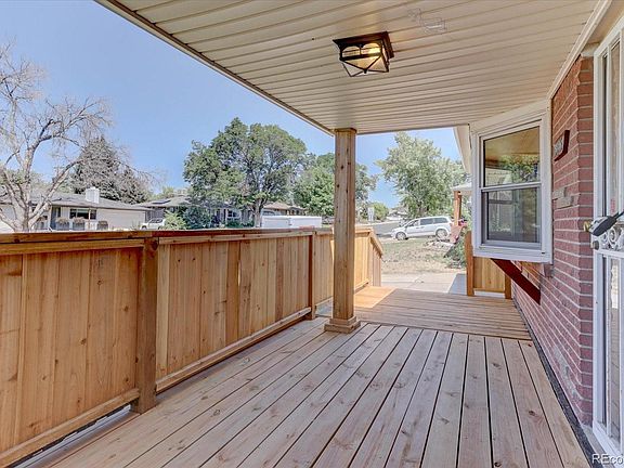 3rd image of 8816 Oakwood Street